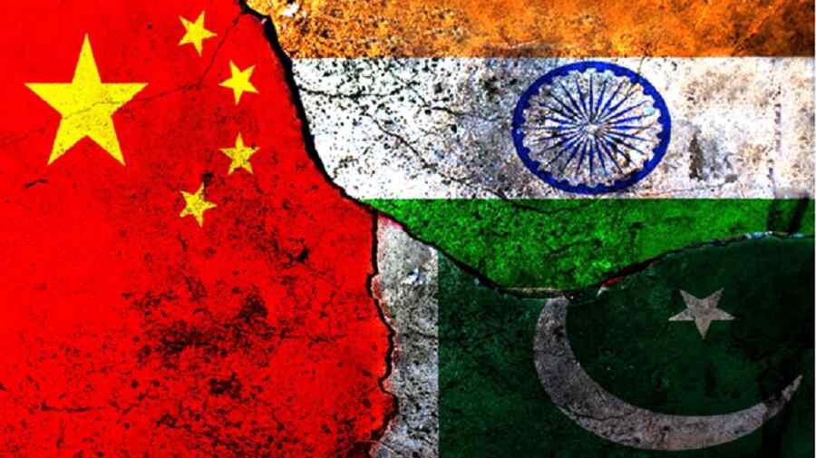 The flags of India, Pakistan and China in one frame